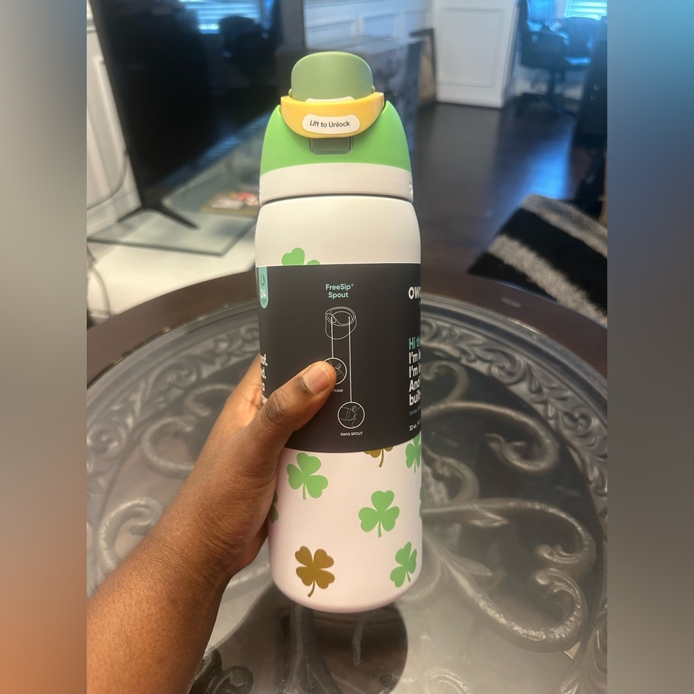 Owala Authentic Clover the Rainbow Colordrop 32oz 2024 Release